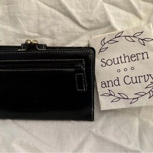 KENNETH COLE Black Supple Leather Wallet